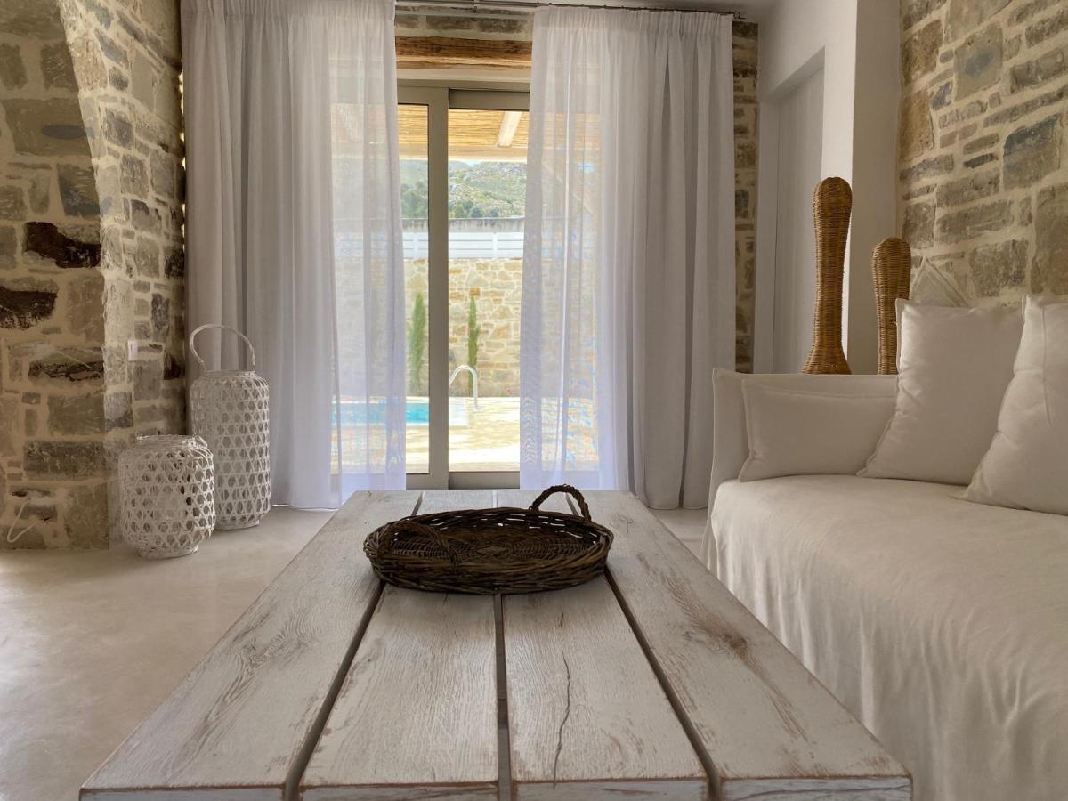 Laini Luxury Suites Pombia Extérieur photo