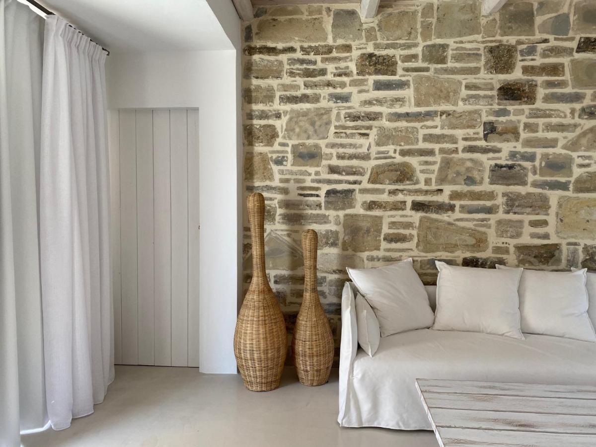 Laini Luxury Suites Pombia Extérieur photo