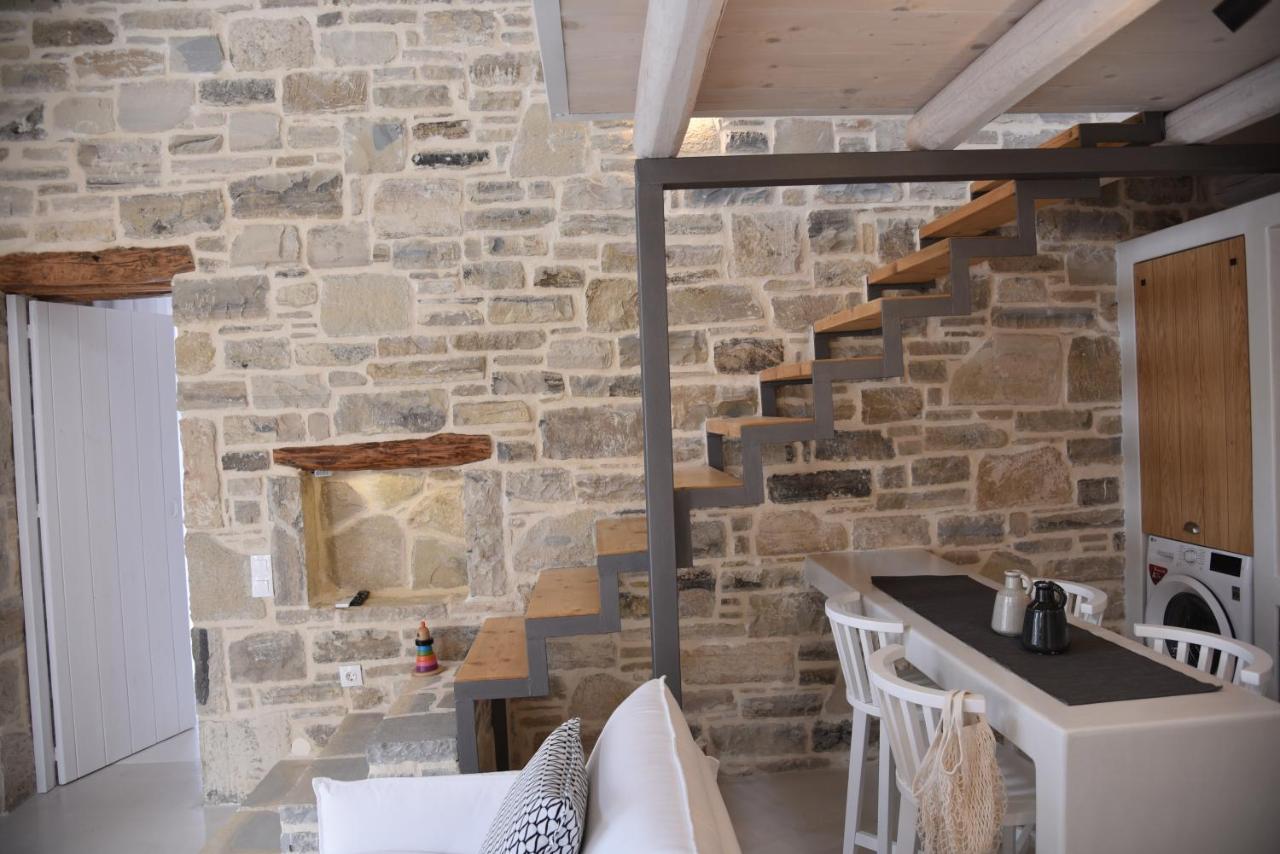 Laini Luxury Suites Pombia Extérieur photo